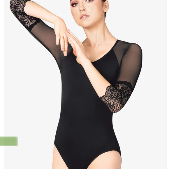 Yumiko Other - MARIIA SKYE Lace 3/4 Sleeve Leotard